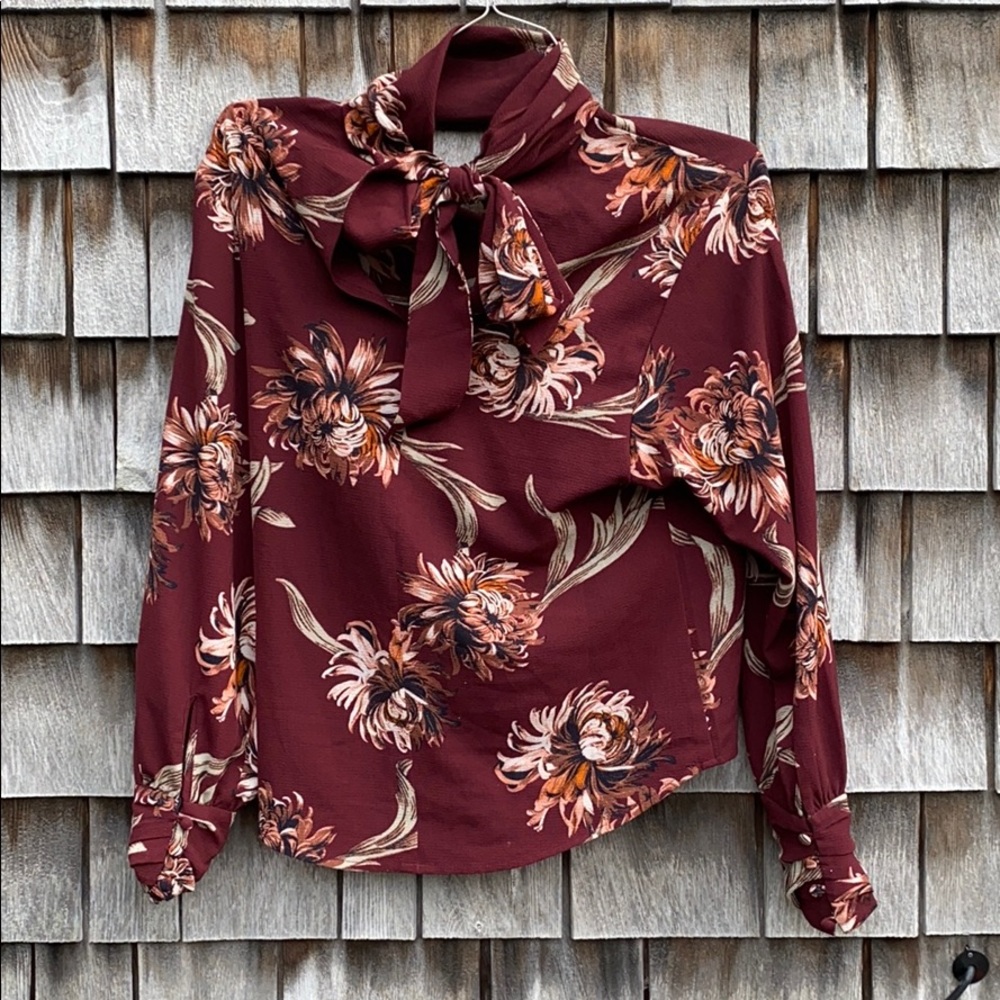 Patterned Blouse with Neck Tie